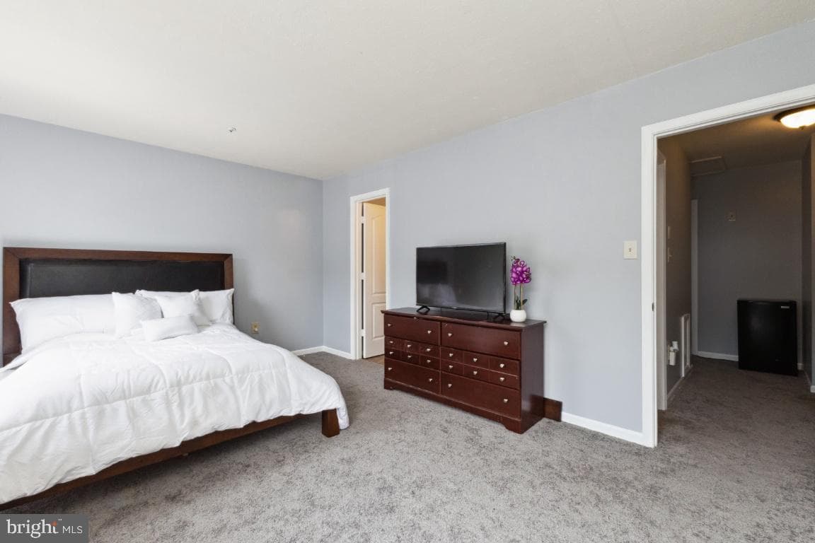 6620 Captain Johns Court photo 12