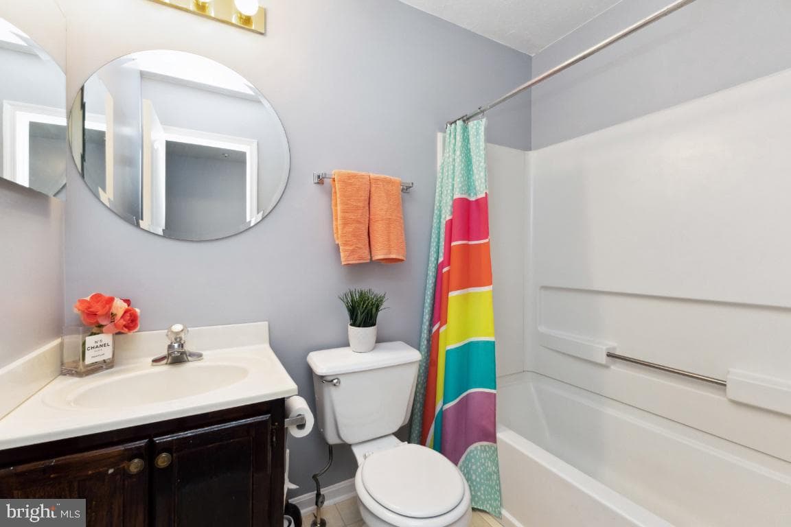 6620 Captain Johns Court photo 16