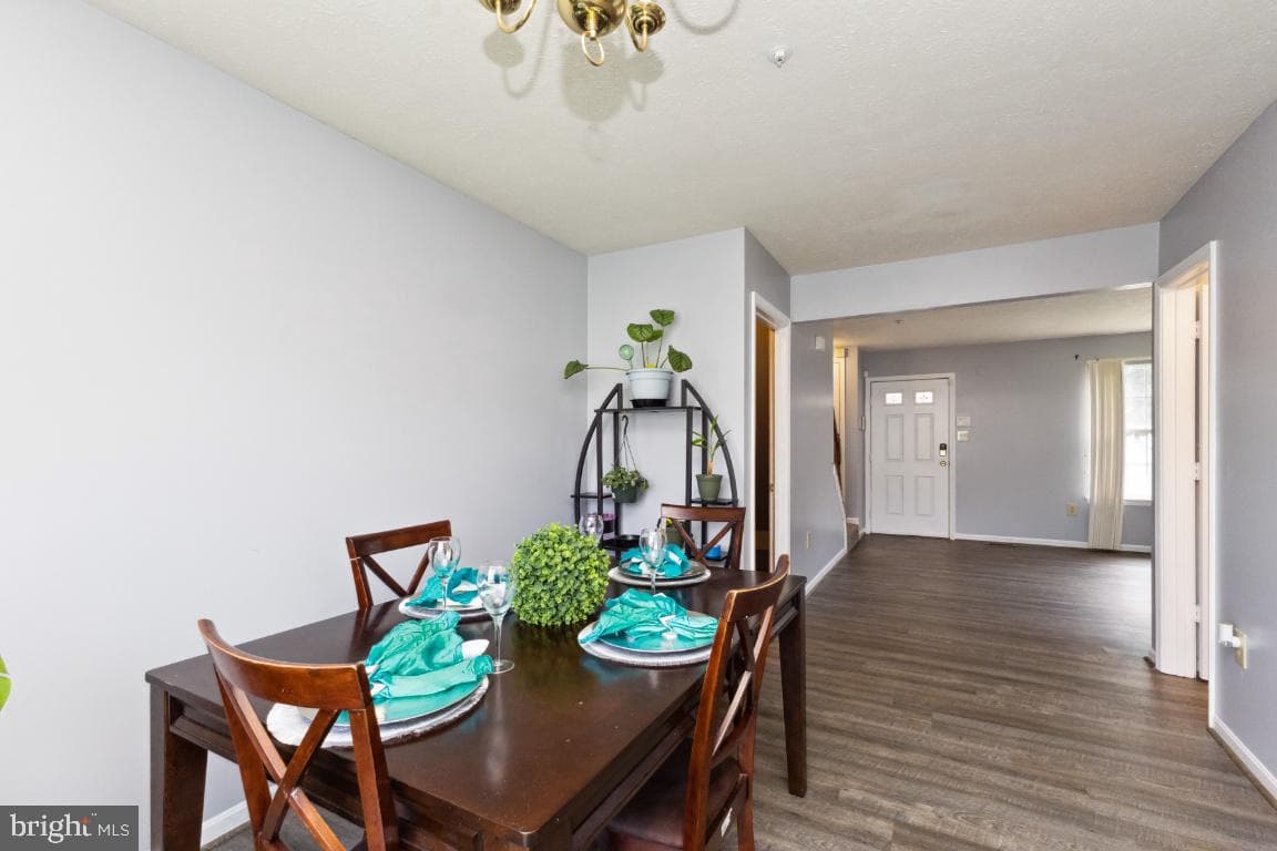 6620 Captain Johns Court photo 7