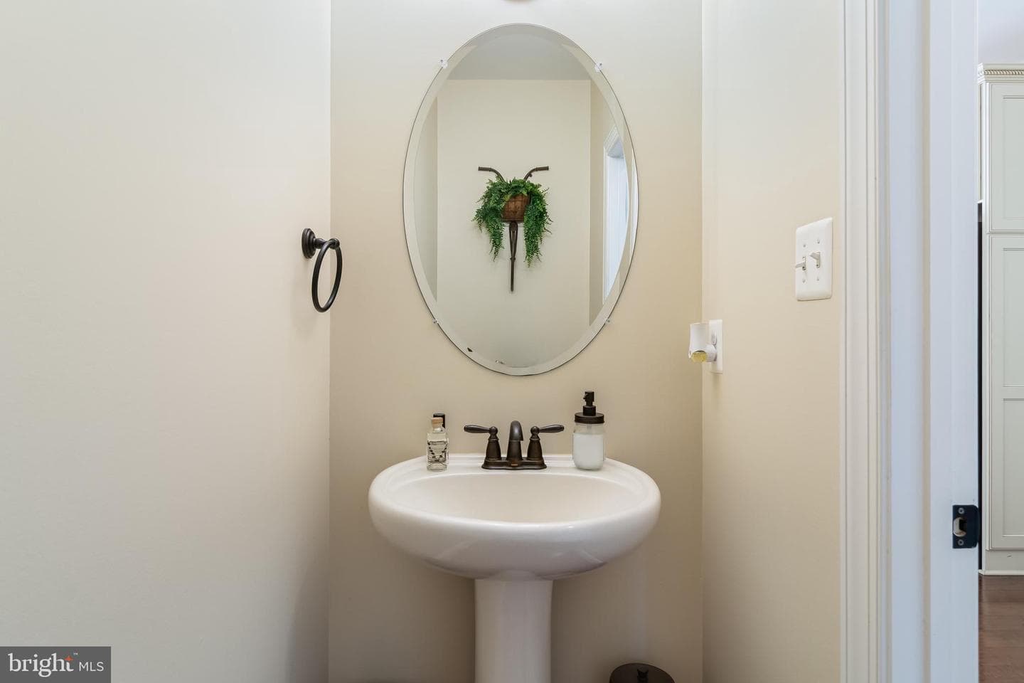 2812 Deer Creek Court photo 19