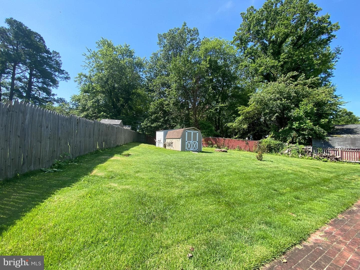 8023 Holly Avenue photo 27