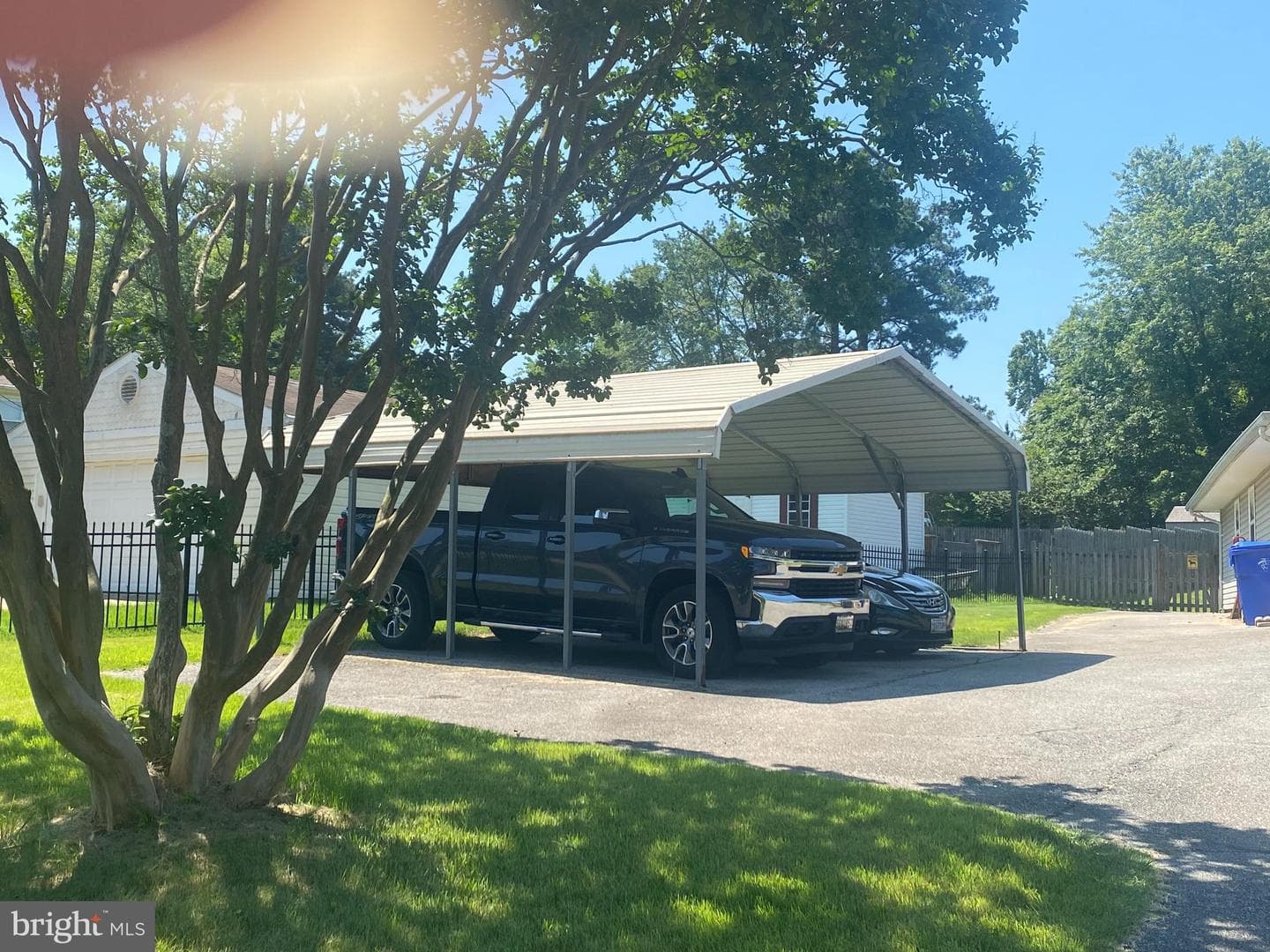 8023 Holly Avenue photo 3