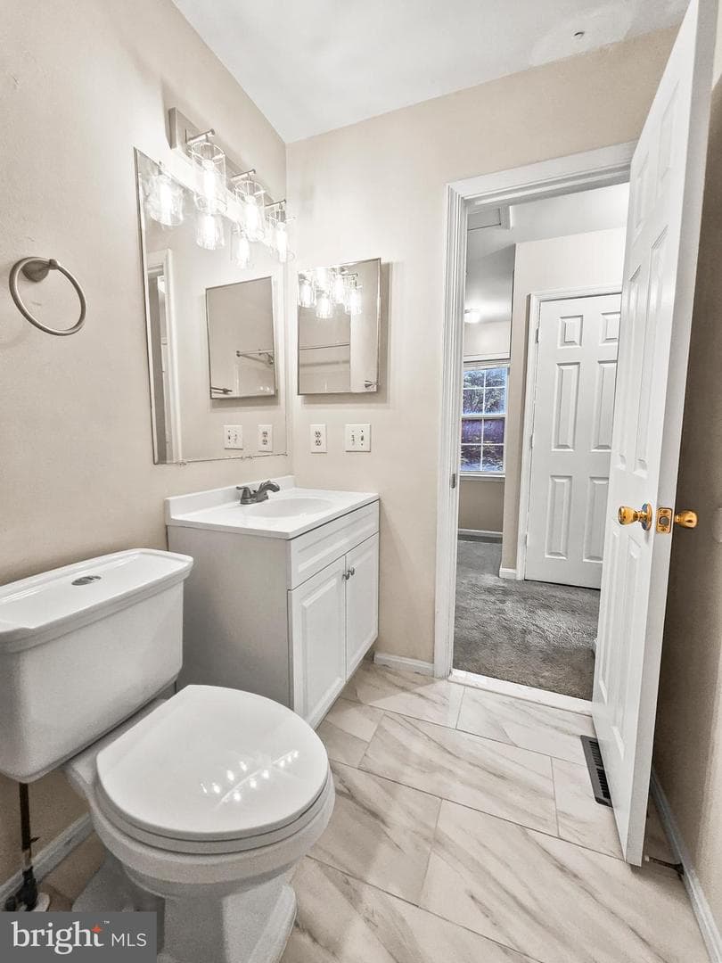 2530 Fernwood Court photo 42