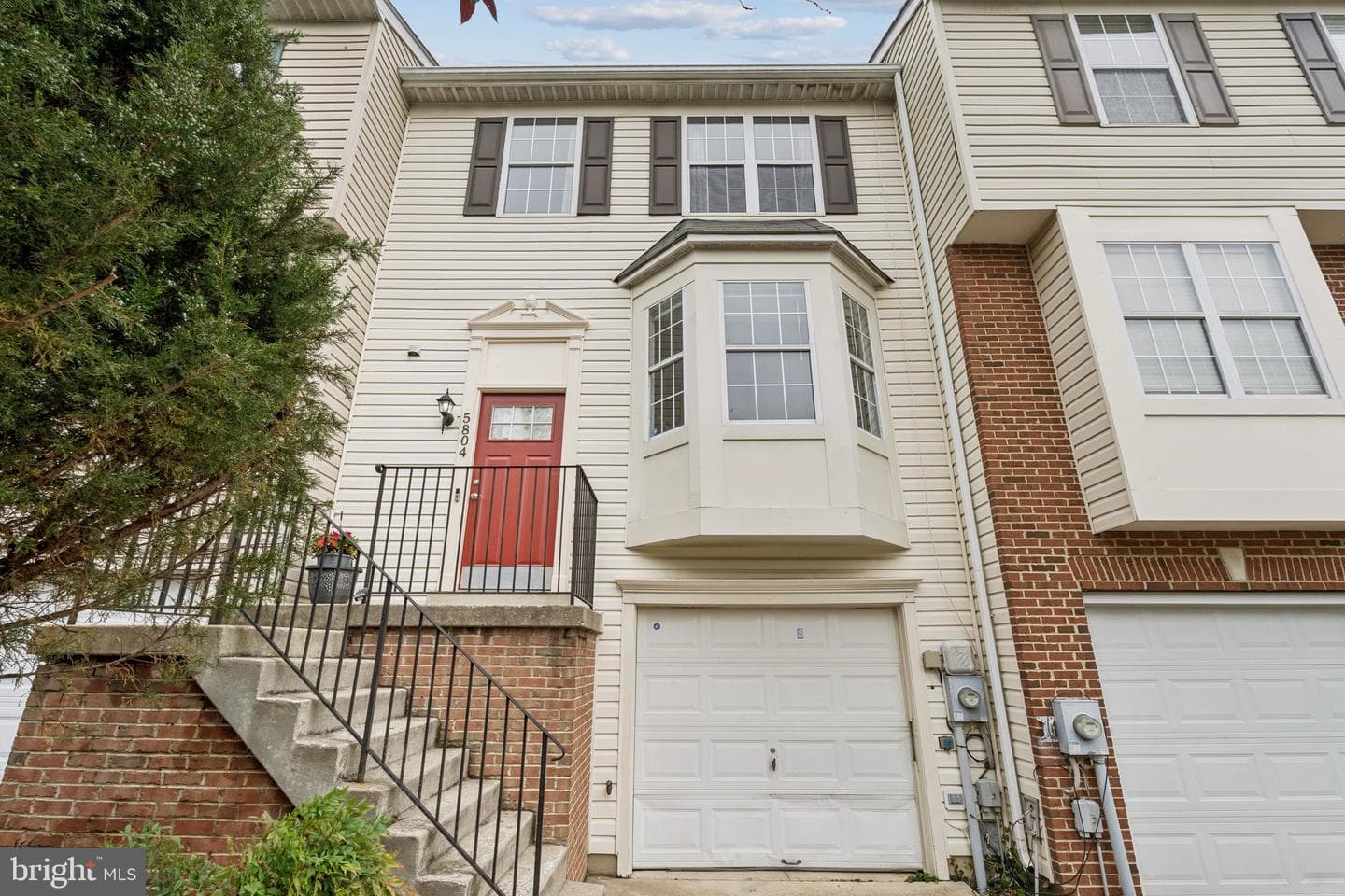5804 Monmouth Court photo 1