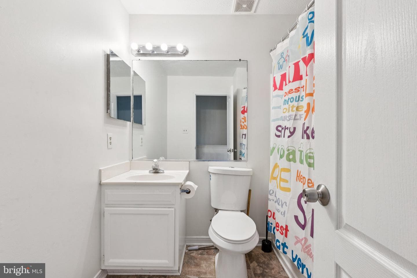 5804 Monmouth Court photo 27