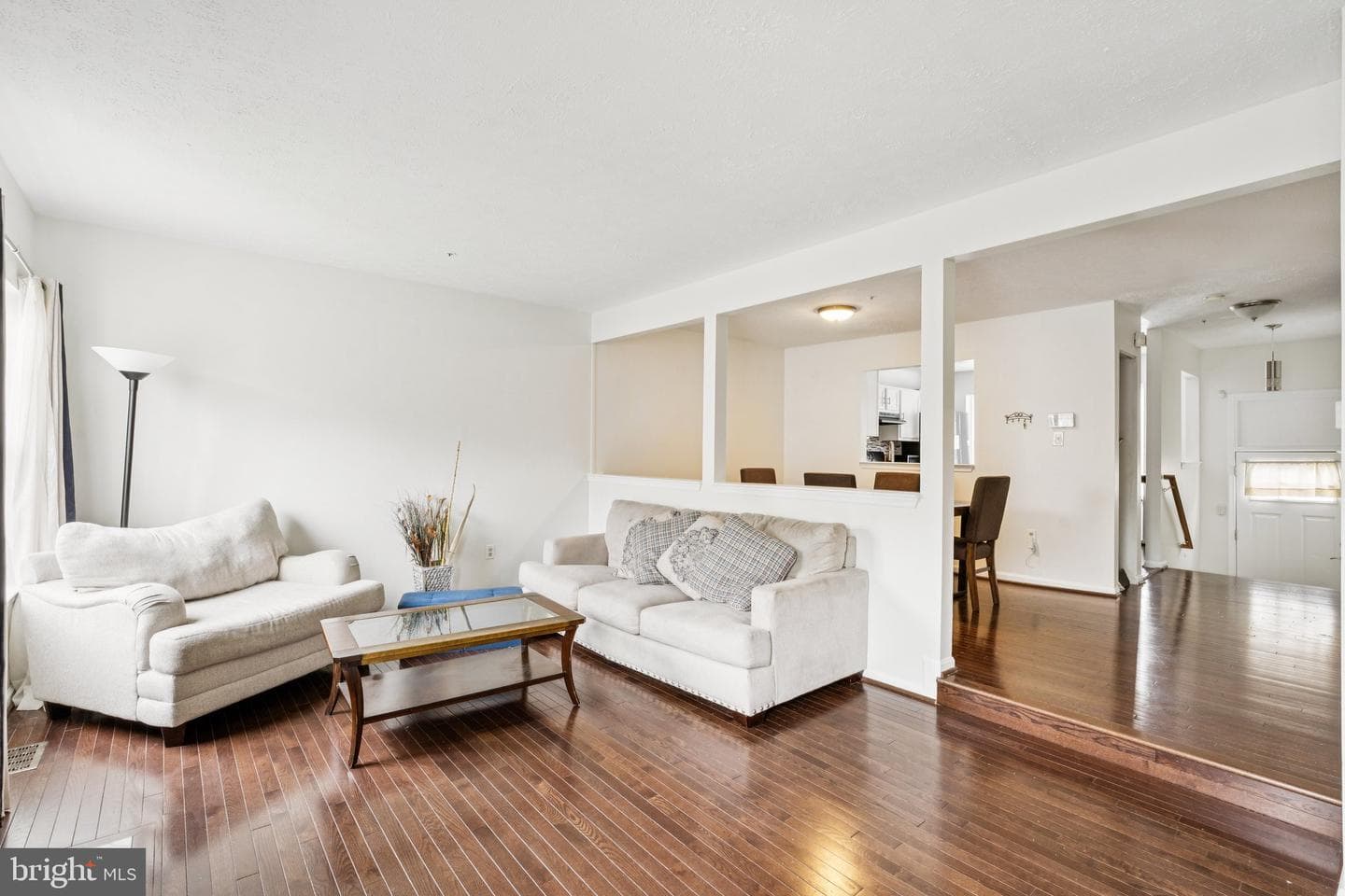 5804 Monmouth Court photo 4