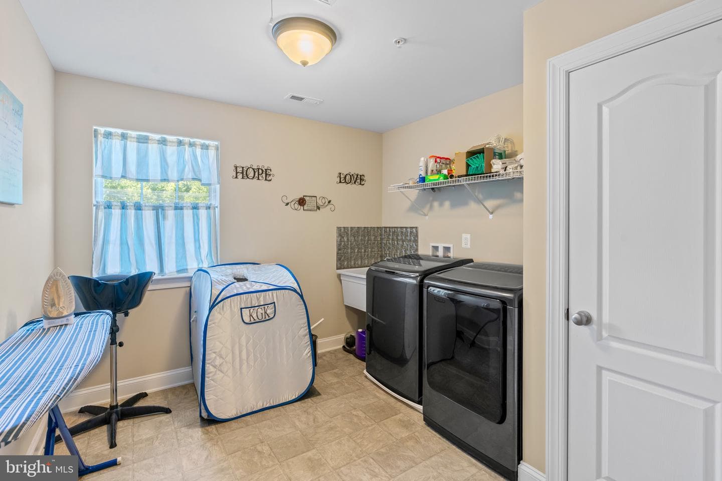 4479 Coachmans Path Court photo 31