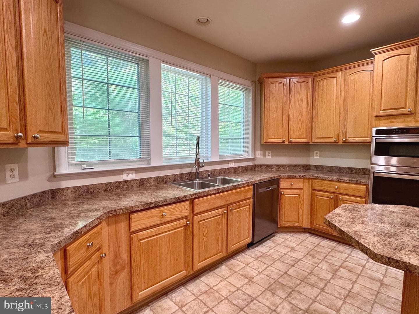 5168 Squawroot Court photo 6
