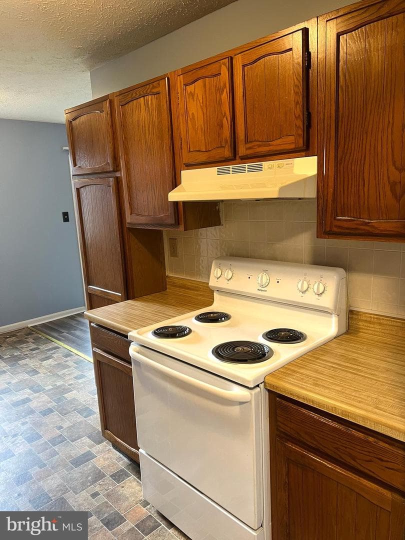 2177 Fawn Court photo 13