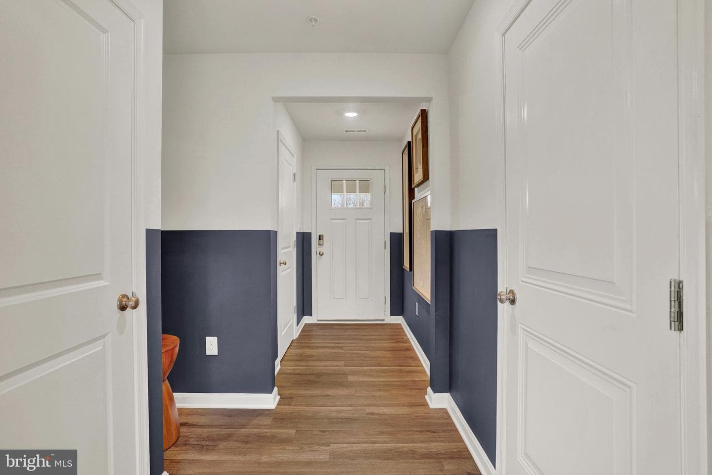 480 Woodgrain Avenue photo 4