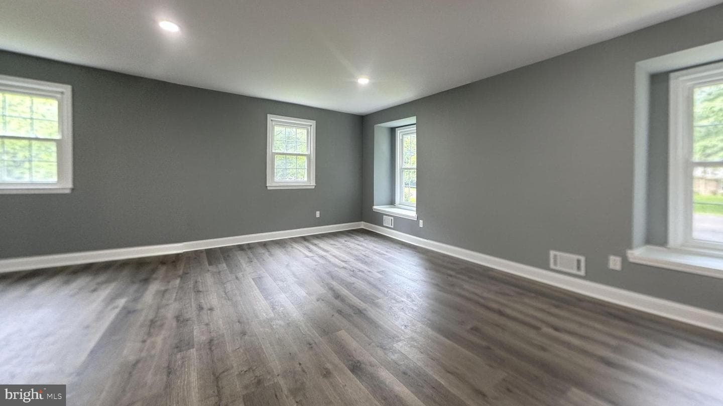 519 Clarks Run Road photo 6
