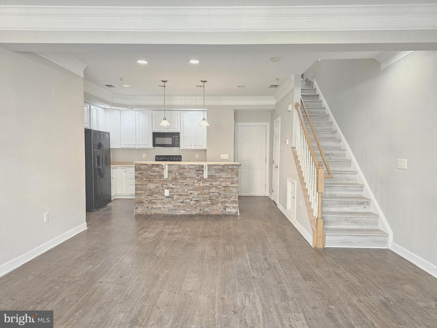 327 Munahan Circle
