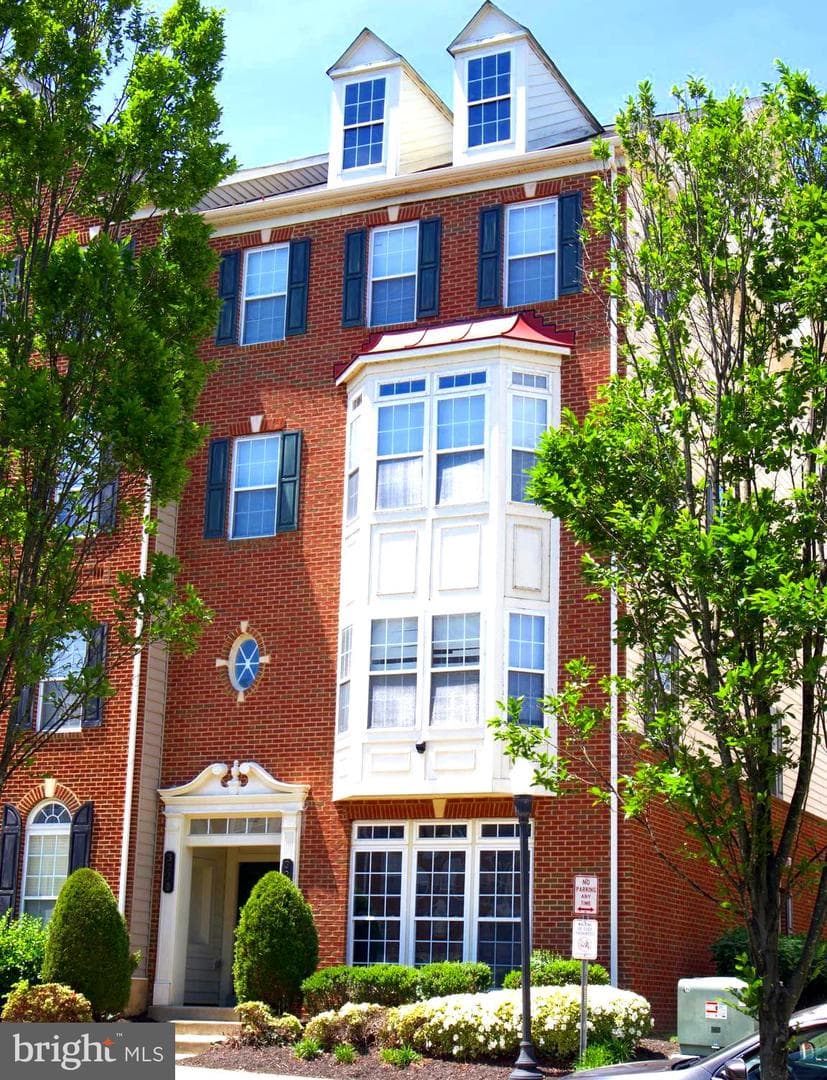 327 Munahan Circle photo 2
