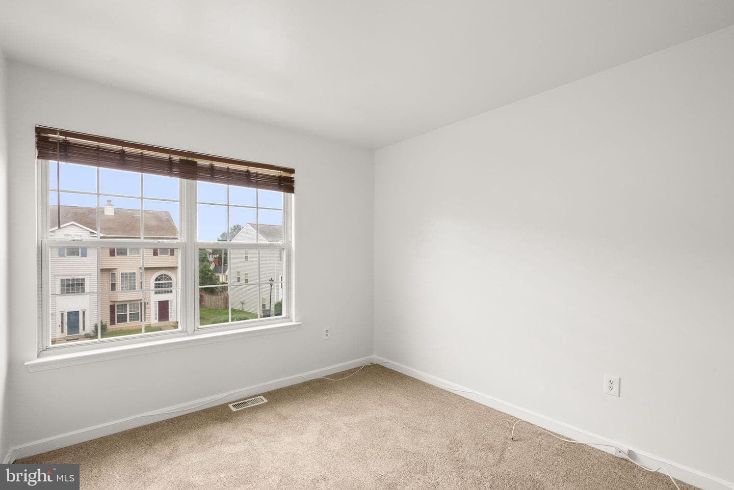 2530 Enterprise Place photo 15