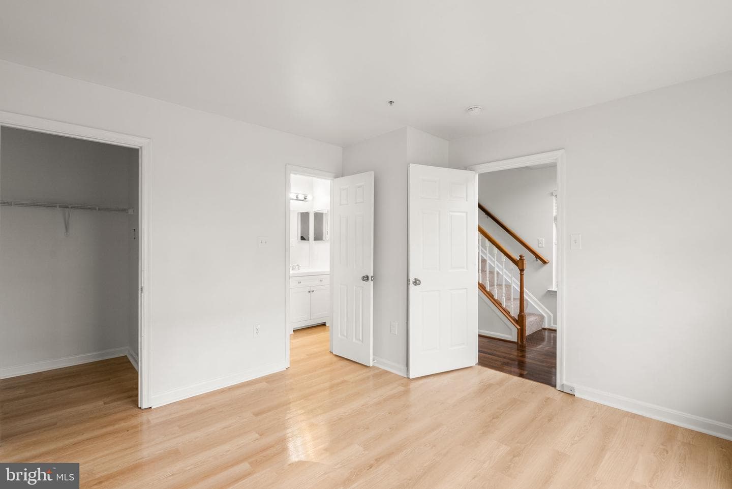 2530 Enterprise Place photo 22