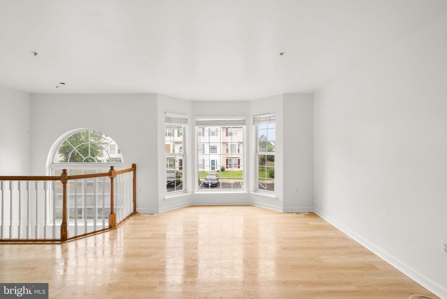 2530 Enterprise Place photo 3