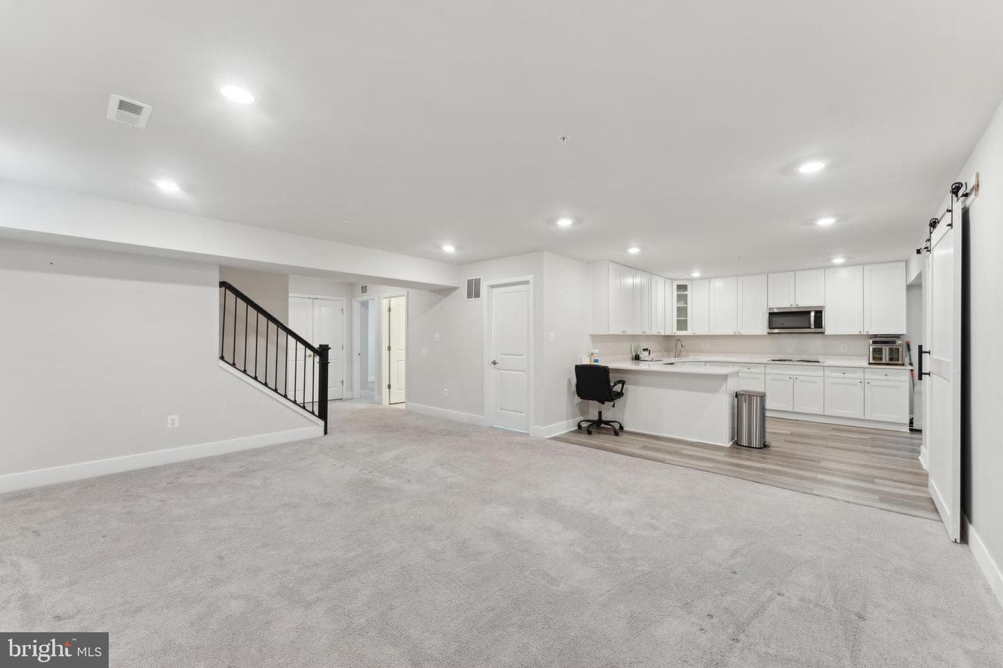 5672 Lewis Carroll Drive photo 29