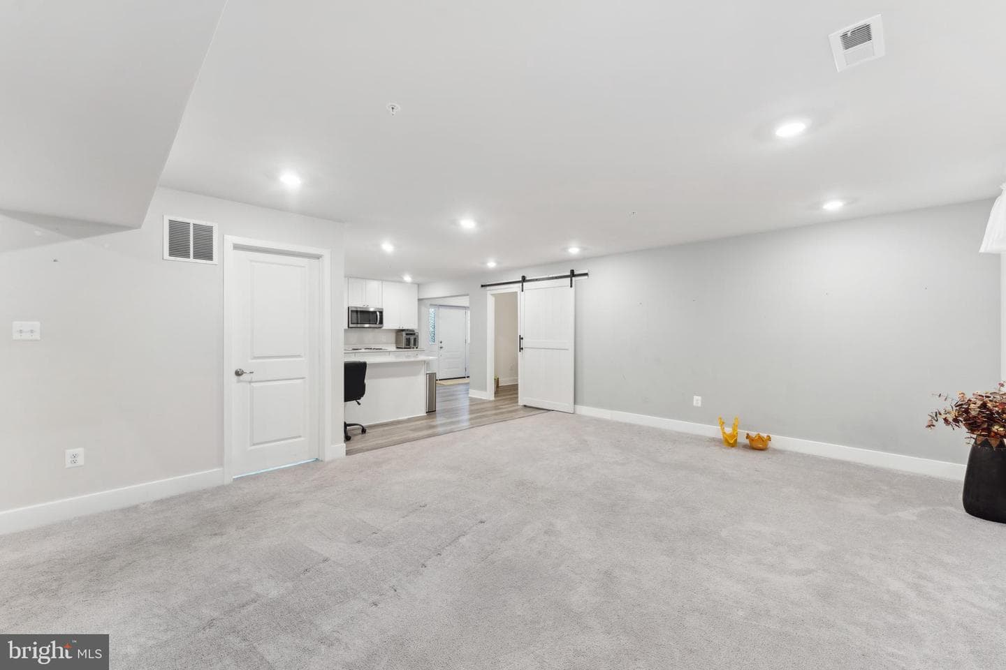 5672 Lewis Carroll Drive photo 30