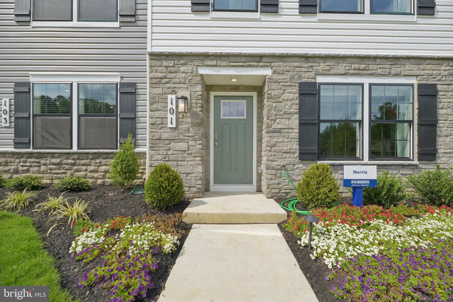 143 Soft Rush Lane photo 8