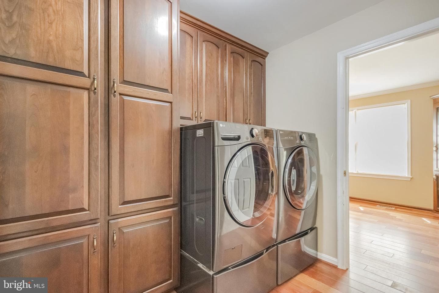 1305 Greenmont Drive photo 10