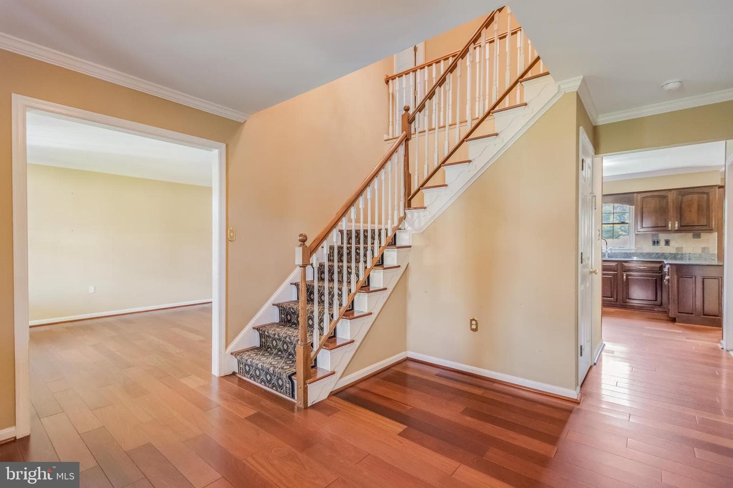 1305 Greenmont Drive photo 4