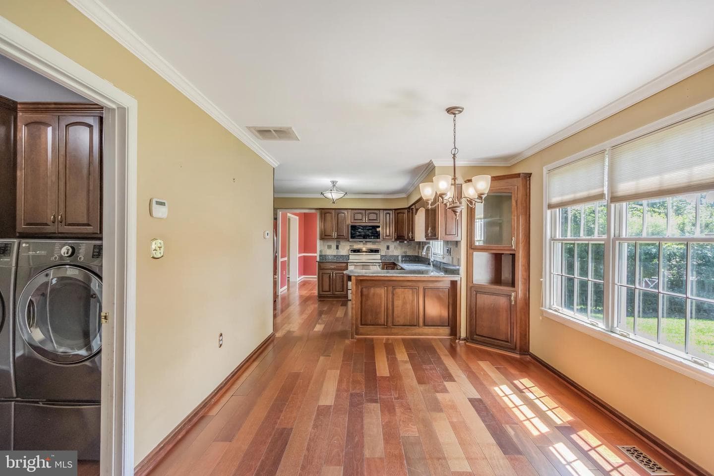 1305 Greenmont Drive photo 9