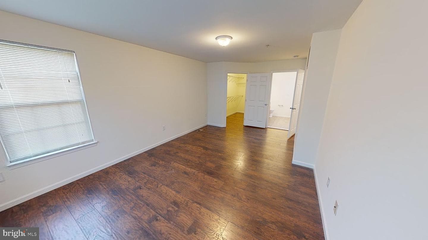 10750 Sourwood Avenue photo 44
