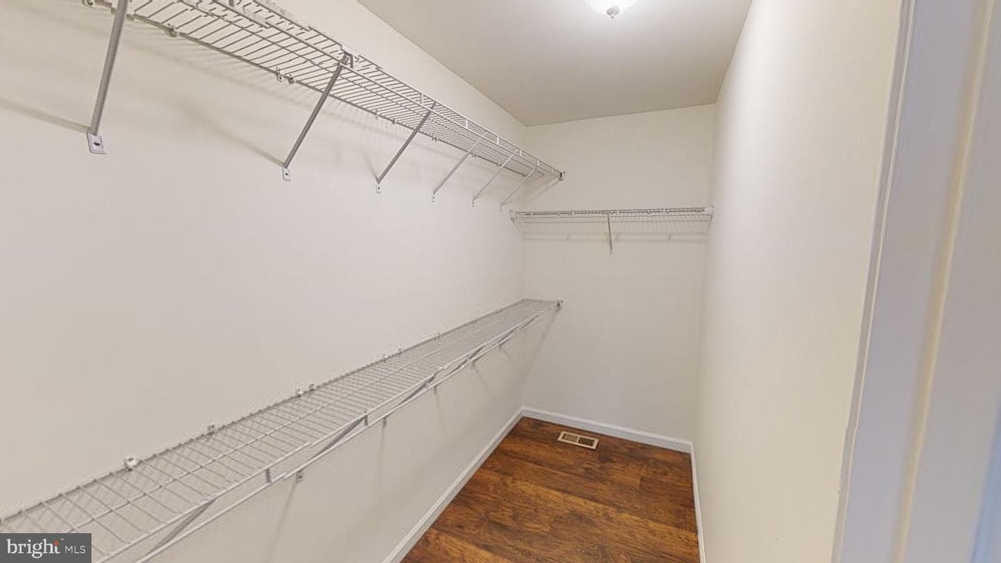 10750 Sourwood Avenue photo 47
