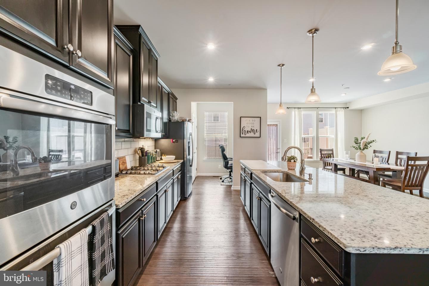 10899 Clerkenwell Alley photo 10