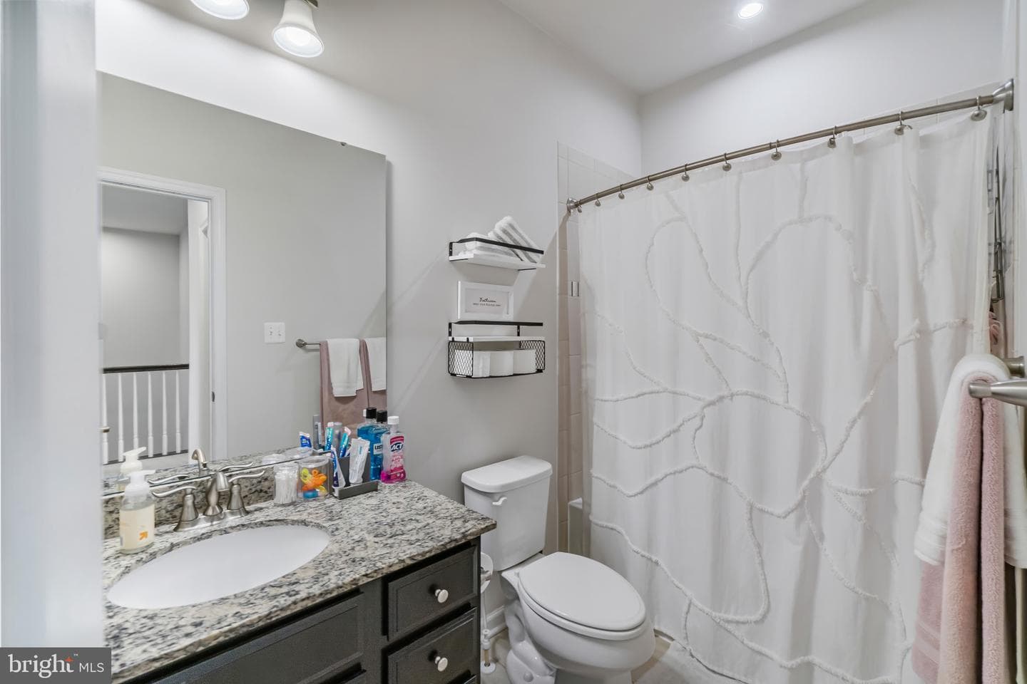 10899 Clerkenwell Alley photo 19