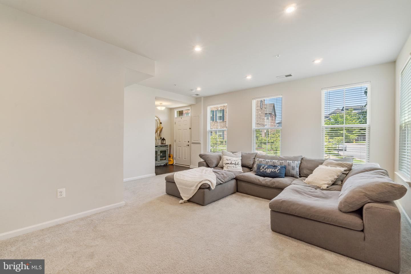 10899 Clerkenwell Alley photo 28