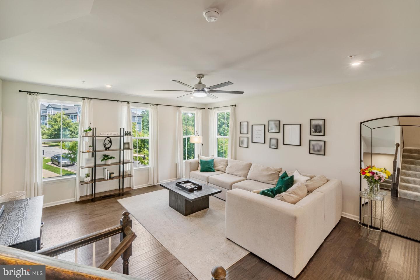 10899 Clerkenwell Alley photo 5