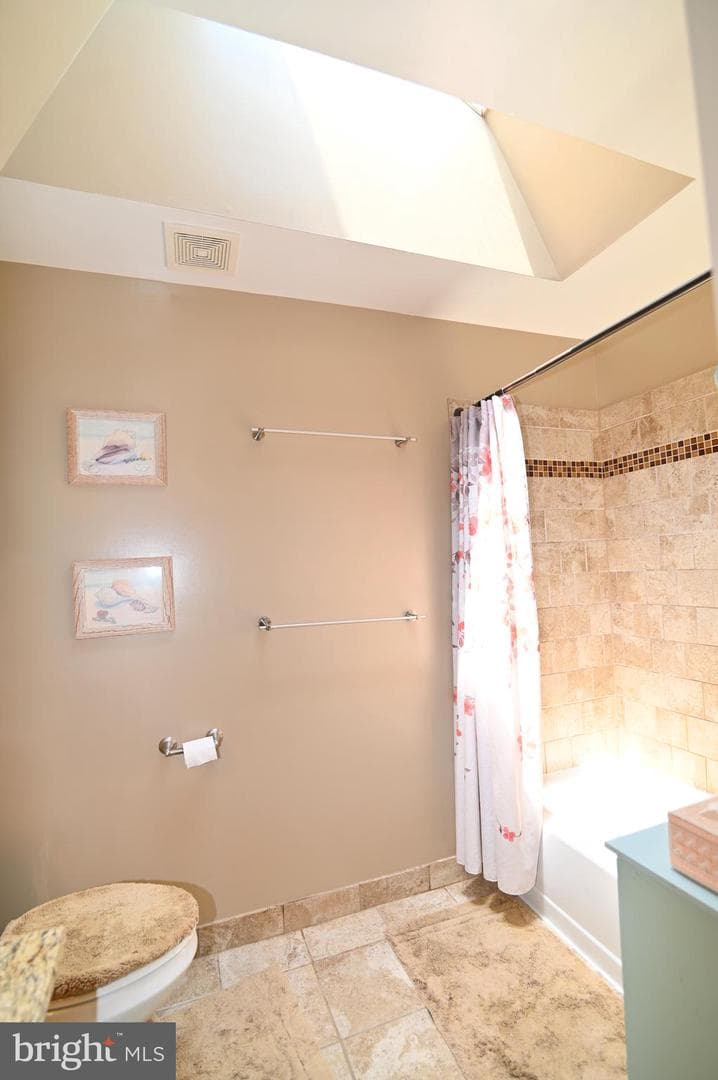 6404 Copperhead Court photo 38