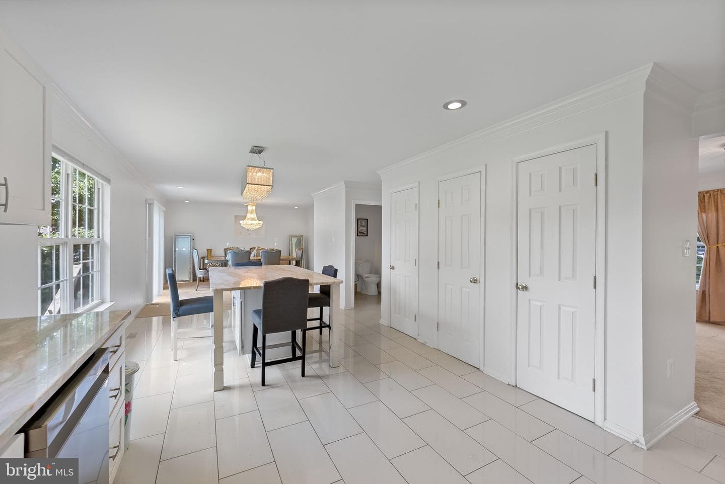 10975 Sams Place photo 6
