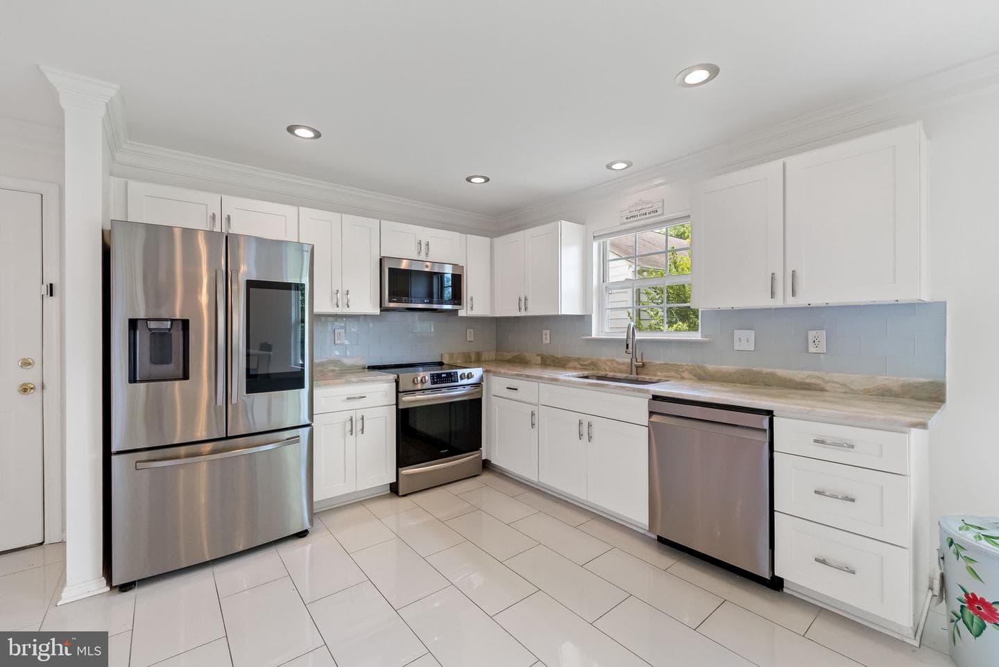 10975 Sams Place photo 8