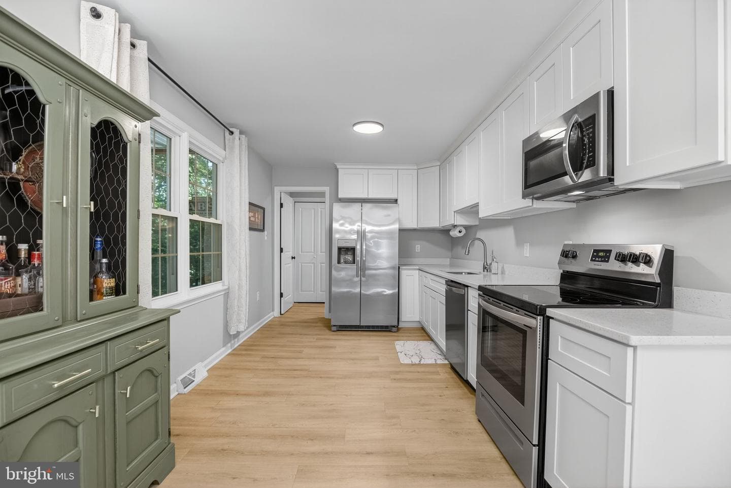 10335 Lorraine Road photo 12