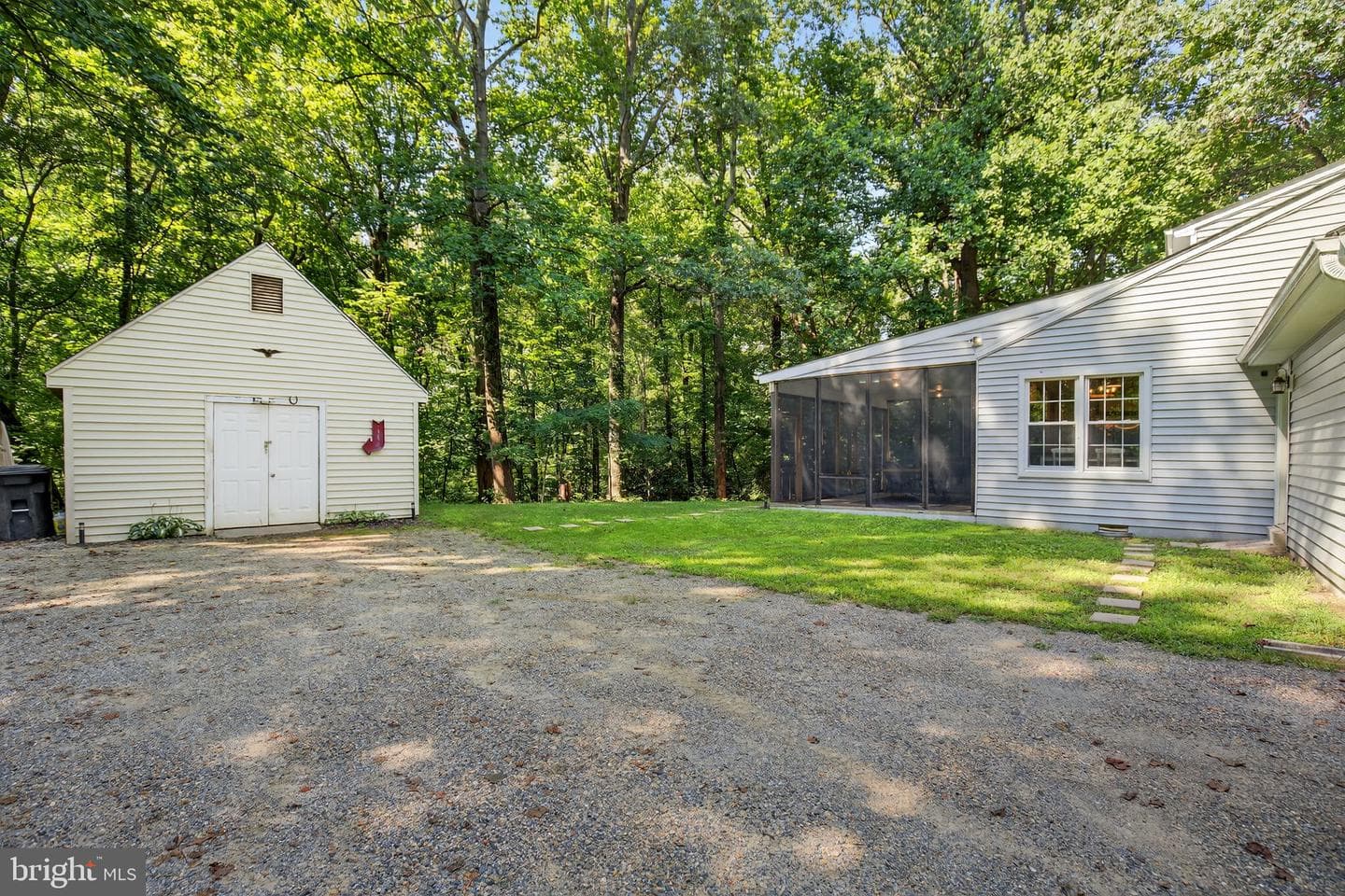 10335 Lorraine Road photo 30