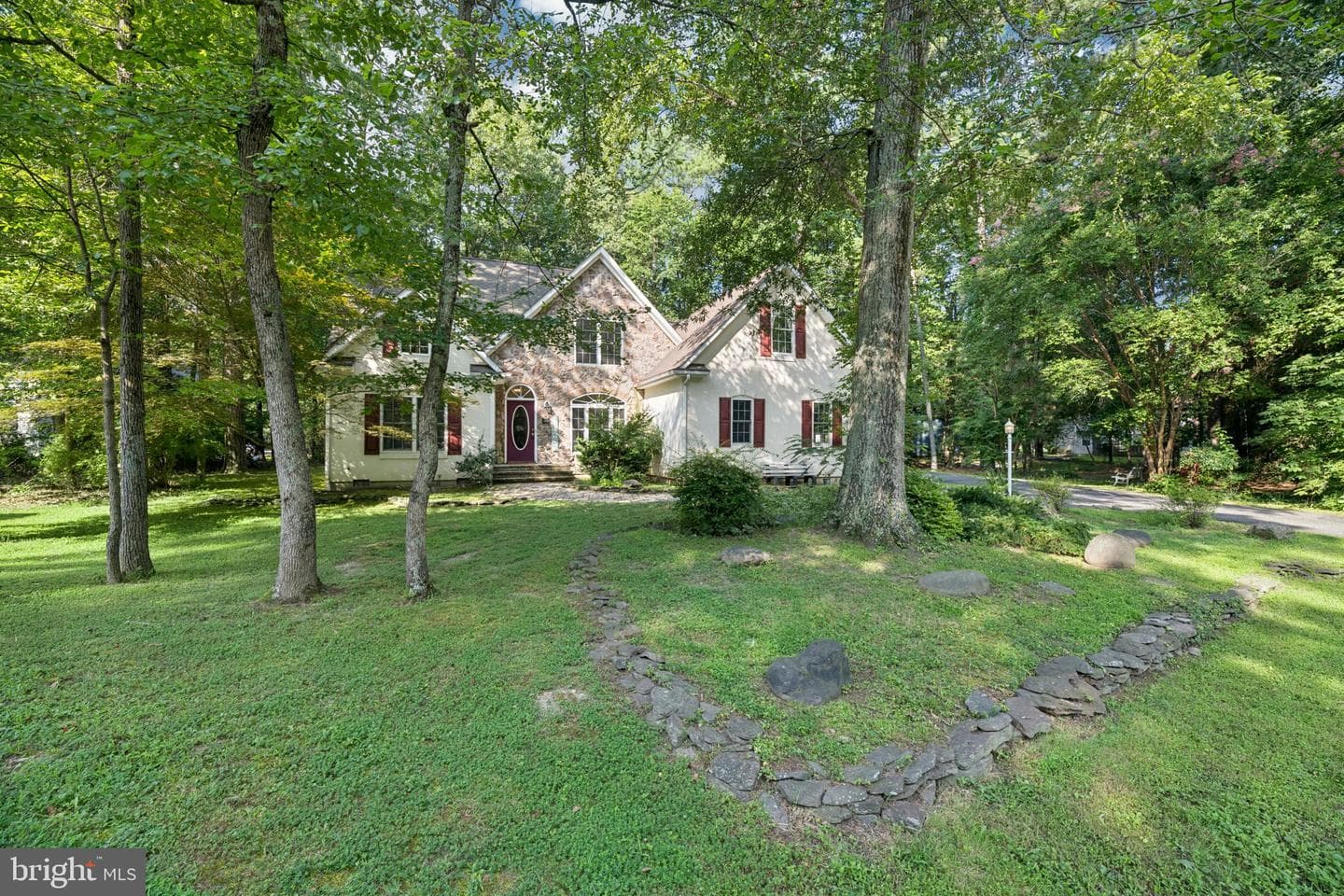 14715 Jennifer Court, Issue