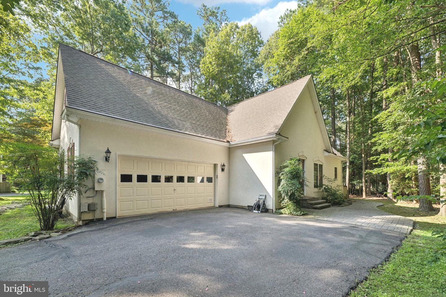 14715 Jennifer Court photo 32