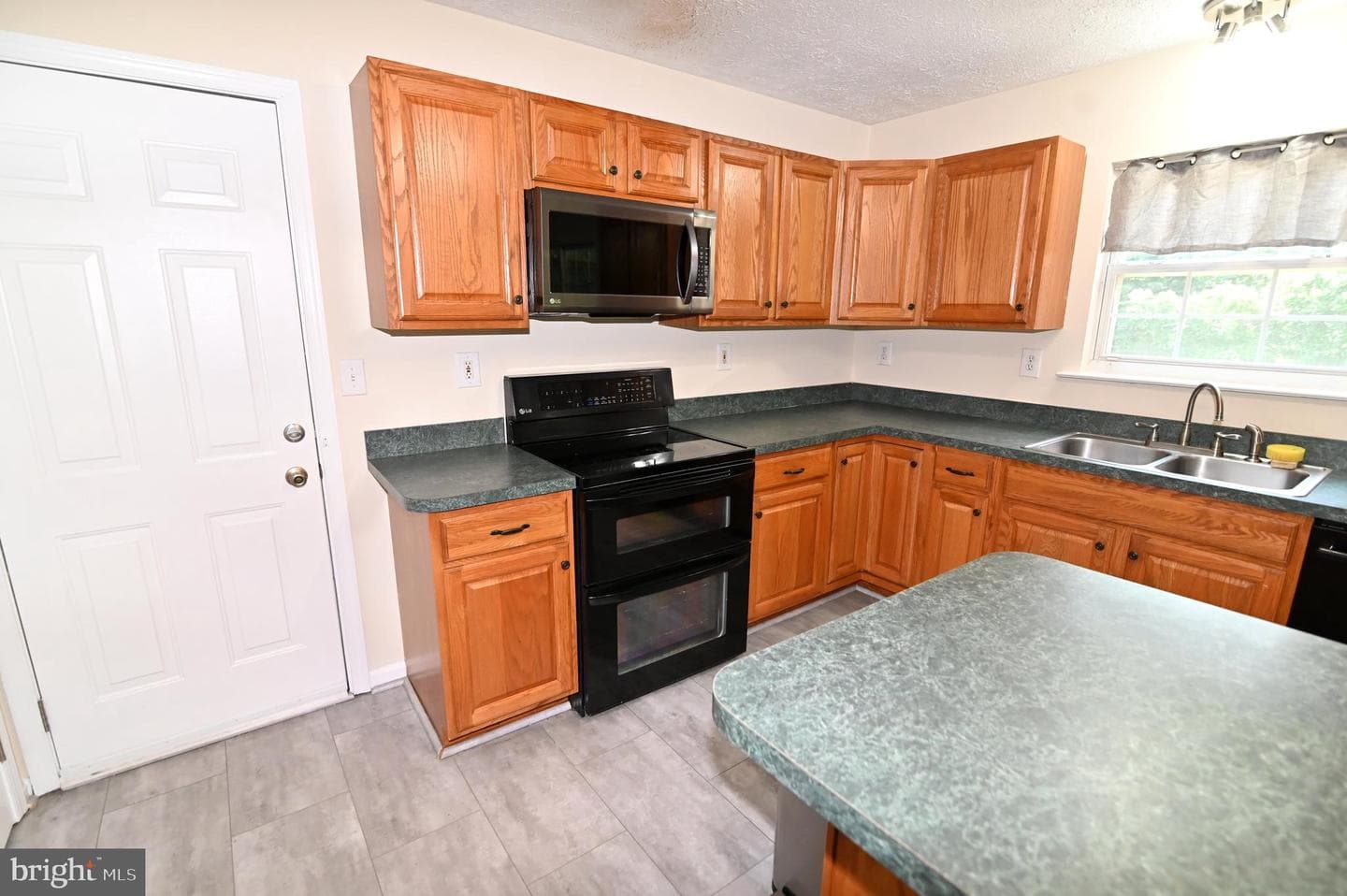 7125 Juliette Low Lane photo 27