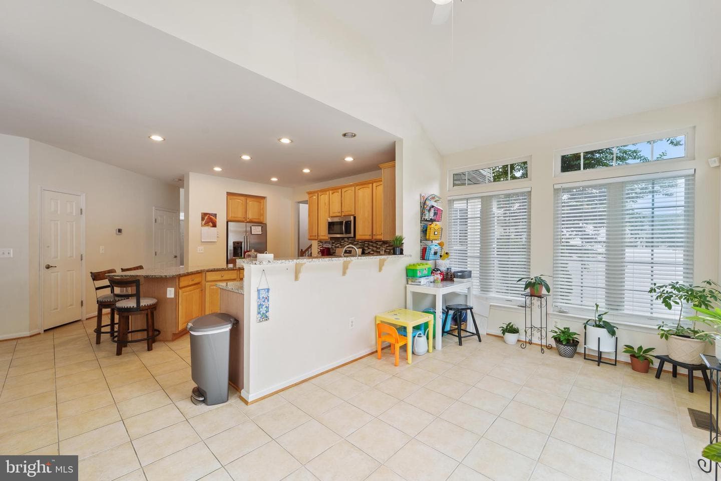 3028 Lundt Court photo 10