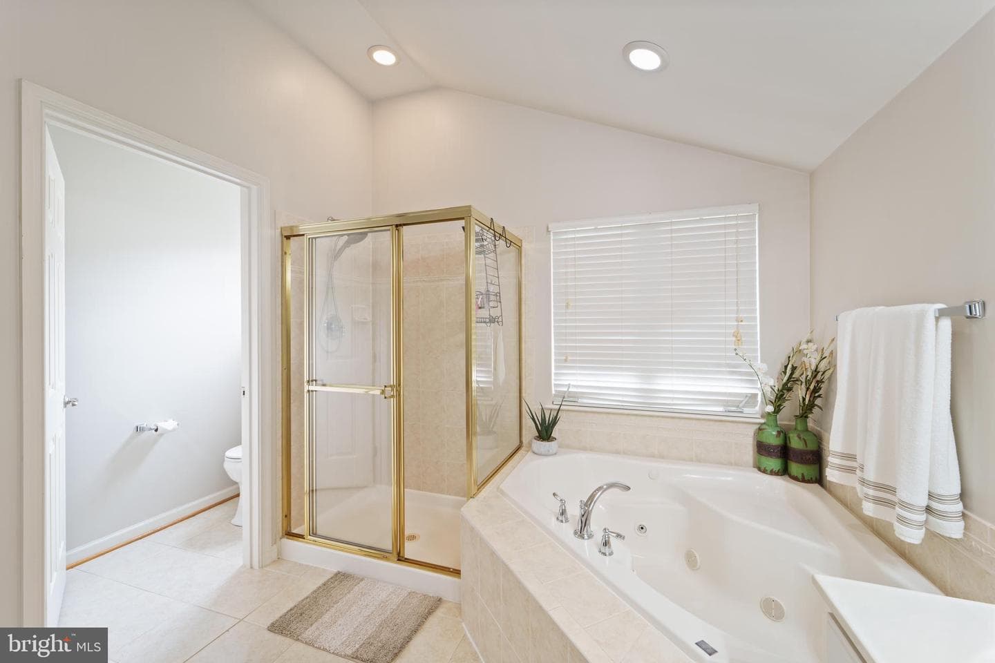 3028 Lundt Court photo 14