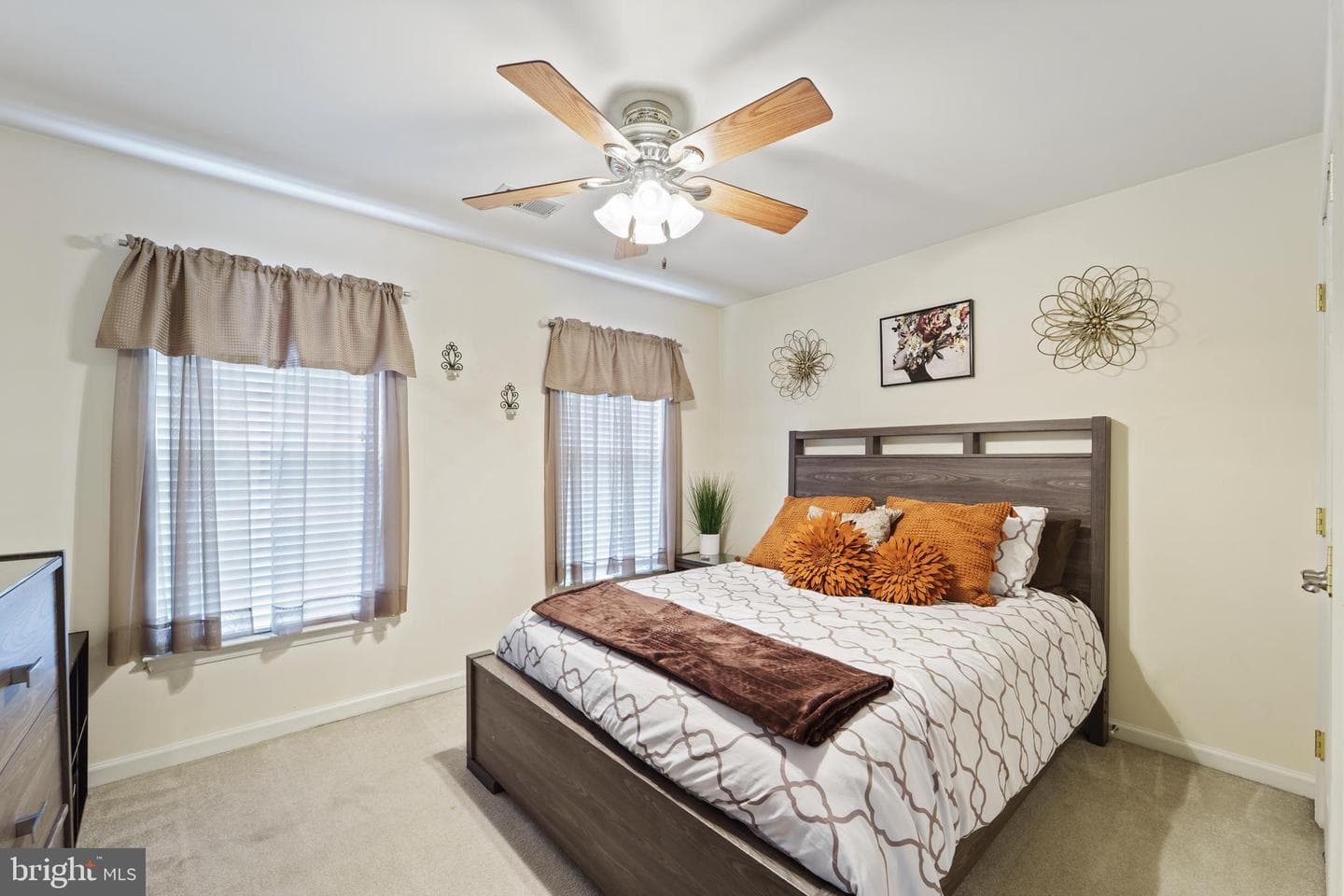 3028 Lundt Court photo 38