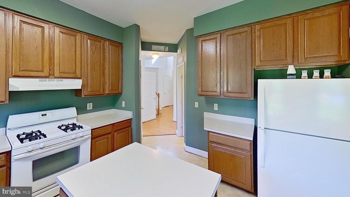 2197 Everett Court photo 15
