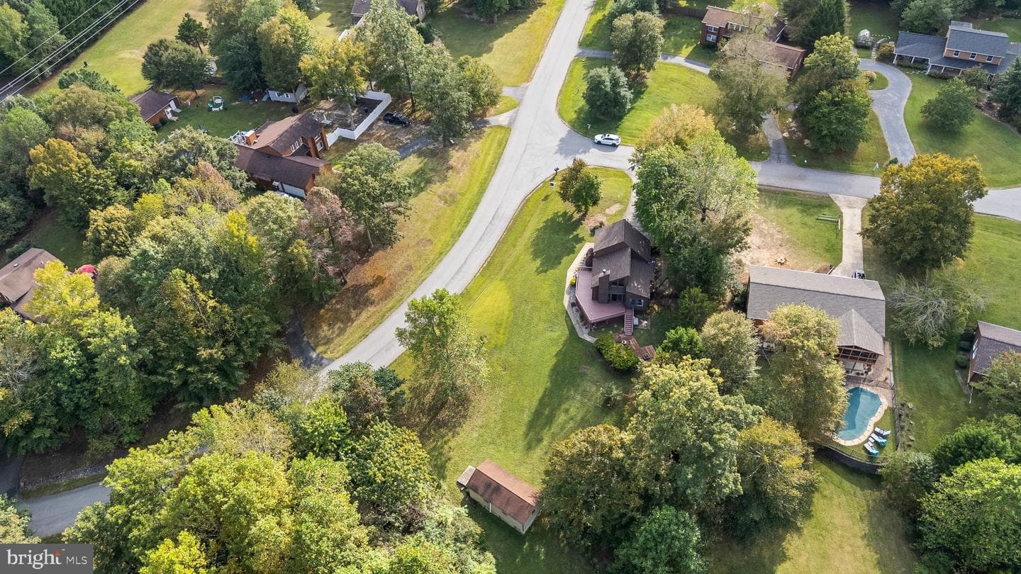 6635 Horseshoe Drive photo 38