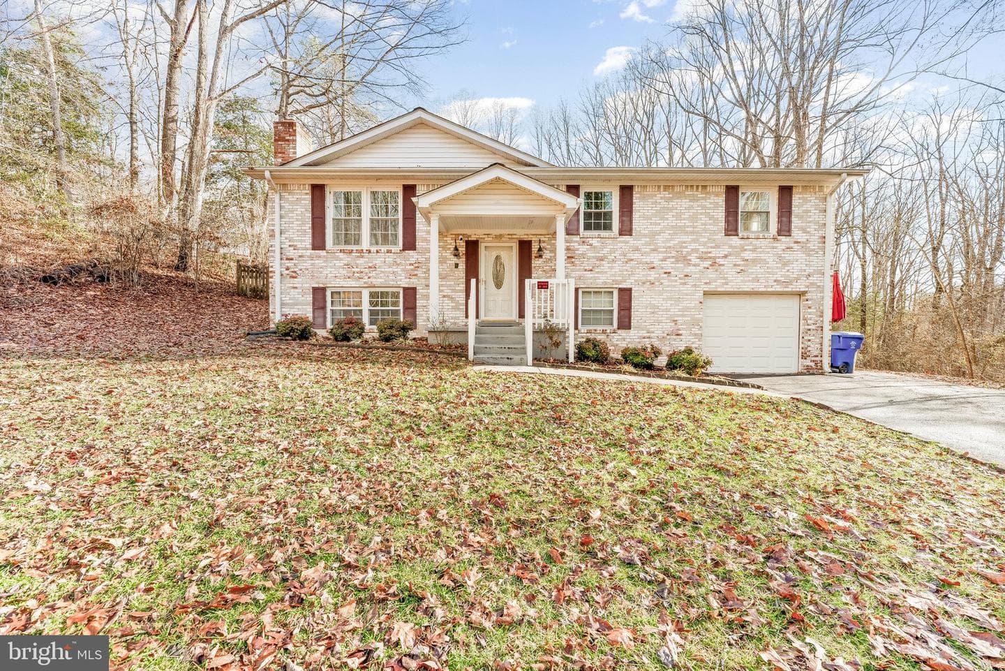 13988 Oaks Road photo 2