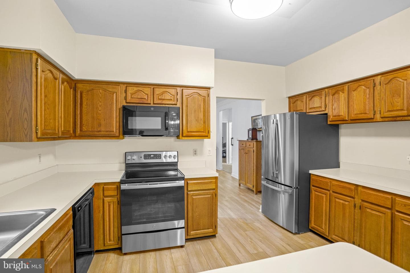 300 Hickory Circle photo 8