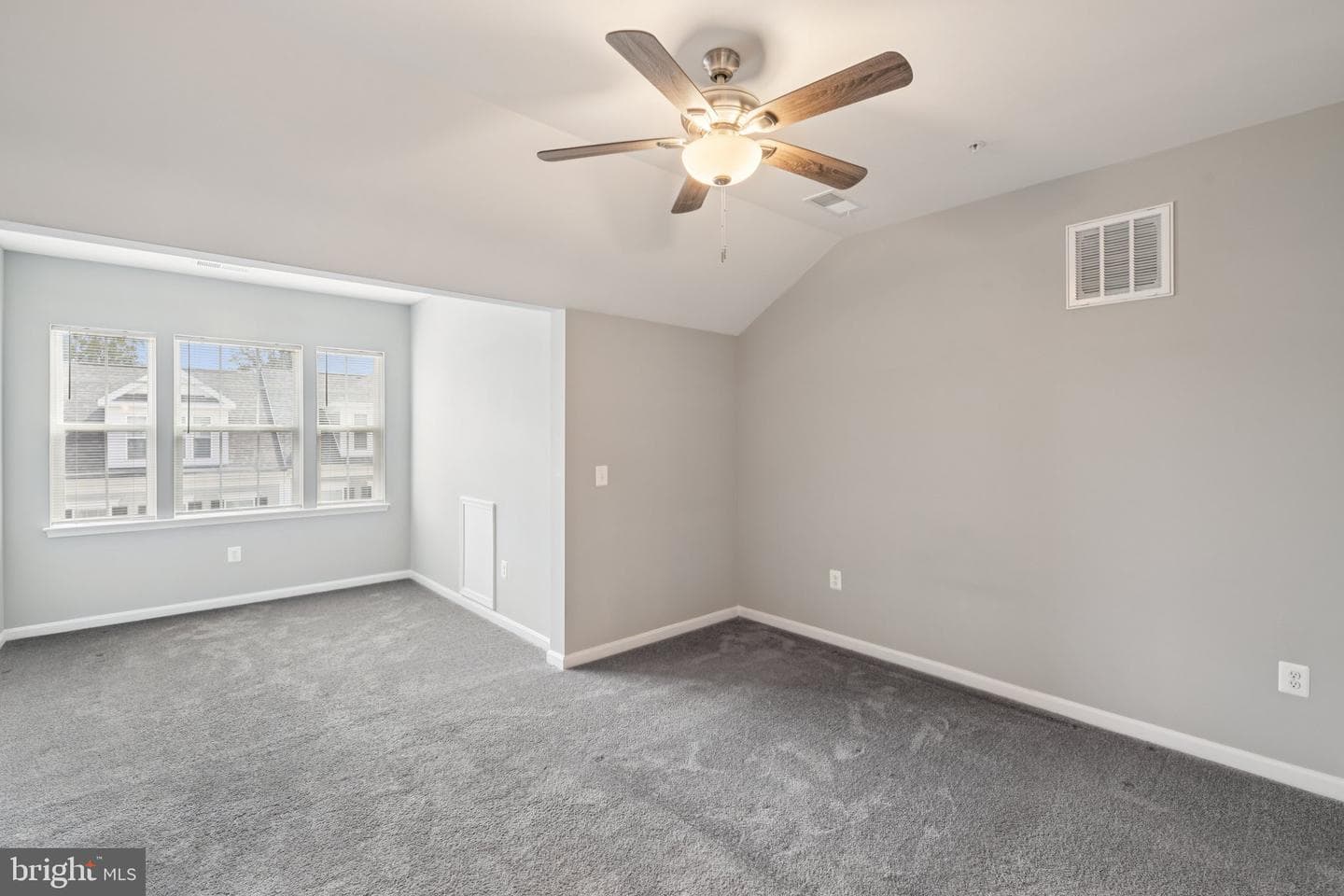 389 Buckeye Circle photo 33