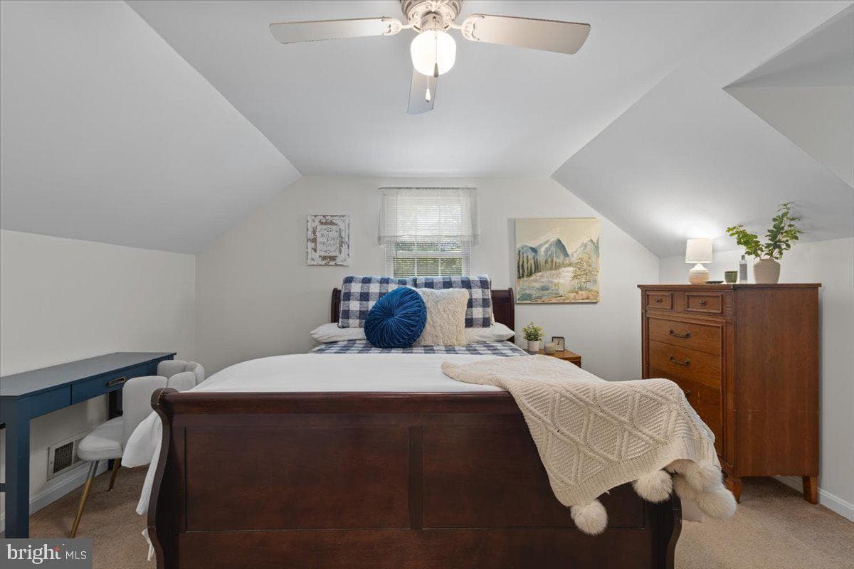 8640 Valley Drive photo 25