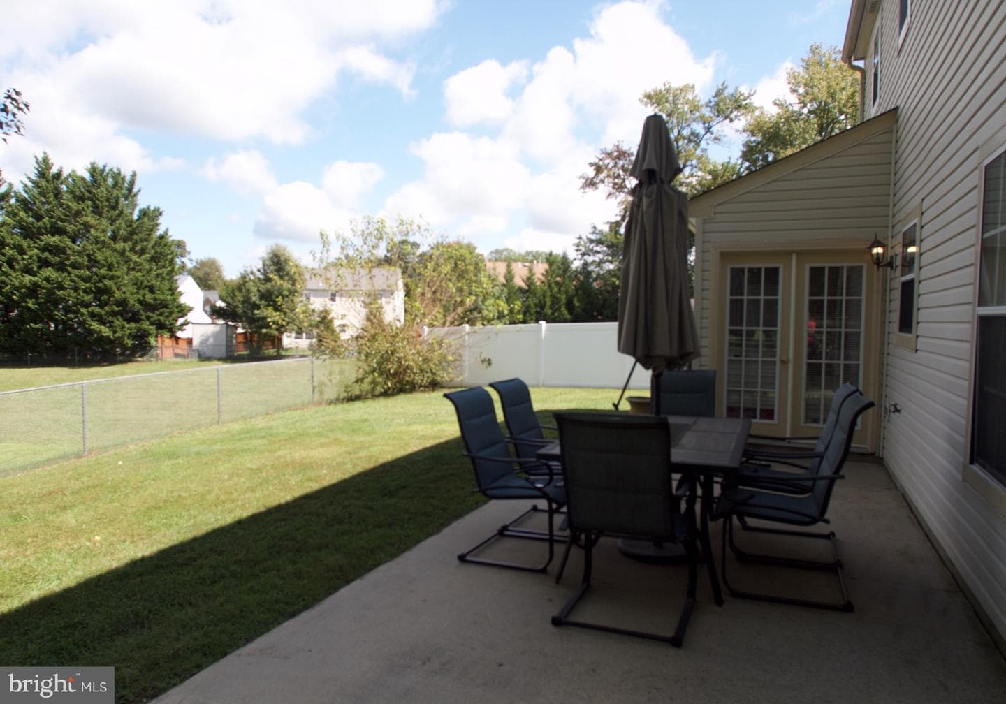 6950 Strawberry Drive photo 19